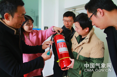秋冬氣象服務(wù)強(qiáng)化安全生產(chǎn)，消防檢測服務(wù)協(xié)同助力